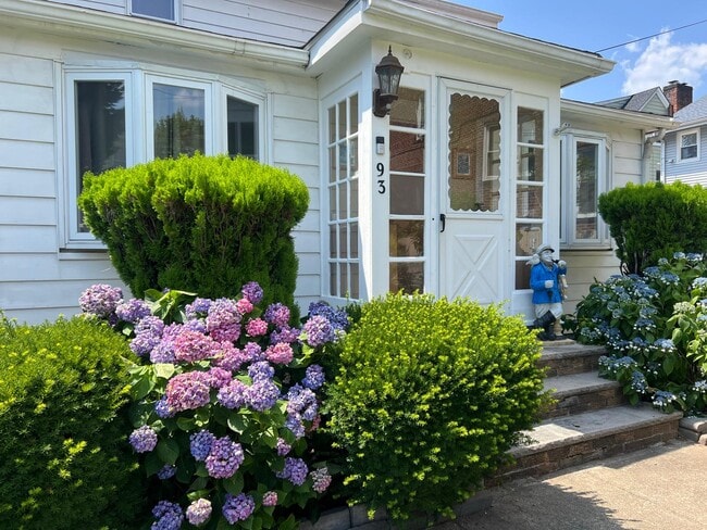 property at 93 Beech St