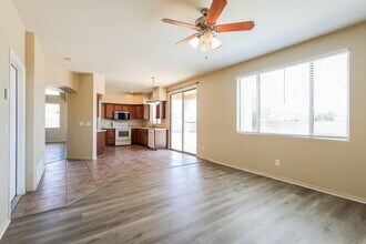 5562 S Lemon Tree Dr in Tucson, AZ - Building Photo - Building Photo