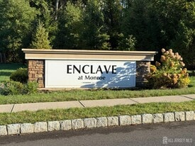 301 Matutina Rd in Monroe Township, NJ - Building Photo
