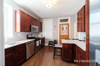 1138 N Winchester Ave in Chicago, IL - Building Photo - Building Photo