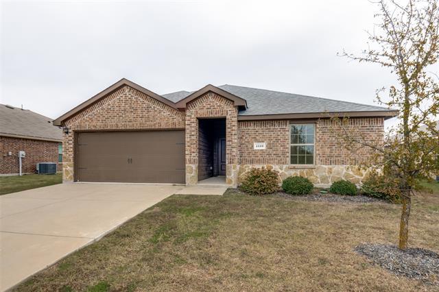 1319 Lowhill Dr in Royse City, TX - Building Photo