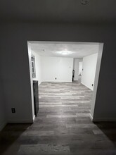 65 W Warwick Ave, Unit 65 in West Warwick, RI - Building Photo - Building Photo