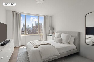 201 E 80th St in New York, NY - Building Photo - Building Photo