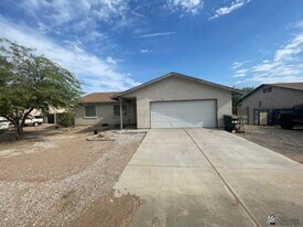 8840 E 38th Ln in Yuma, AZ - Building Photo