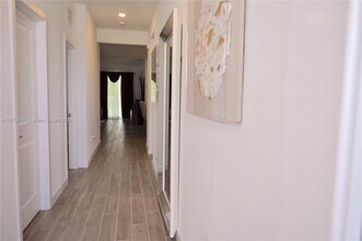 4524 Catalina Wy in Greenacres, FL - Building Photo - Building Photo