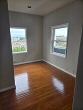 616 Laurel Dr, Unit B in Everett, WA - Building Photo - Building Photo