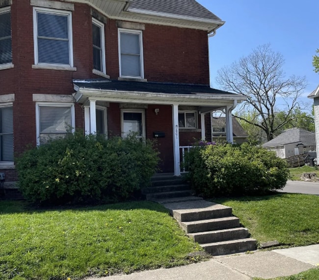 property at 801 E Main St