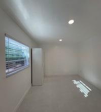 3675 SW 3rd Ave in Miami, FL - Foto de edificio - Building Photo