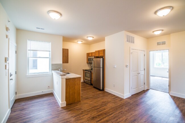411 N 34th St in Philadelphia, PA - Building Photo - Building Photo