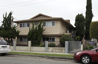 115 E Water St in Anaheim, CA - Building Photo