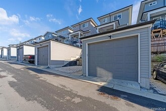 13683-1232A 232a St in Maple Ridge, BC - Building Photo - Building Photo