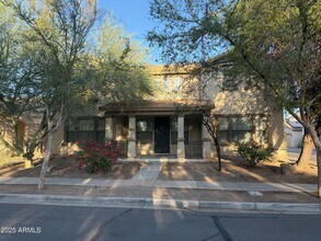 1709 S Constellation Way in Gilbert, AZ - Building Photo - Building Photo