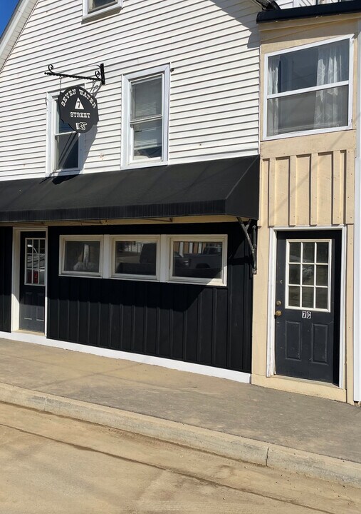 7 Water St, Unit C in Newport, ME - Building Photo