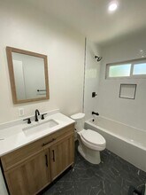 4410 Avocado St in Los Angeles, CA - Building Photo - Building Photo