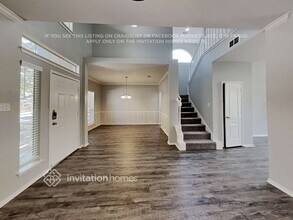 828 Sansome Dr in Arlington, TX - Foto de edificio - Building Photo