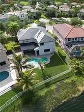 2101 SW 176th Ave in Miramar, FL - Building Photo - Building Photo