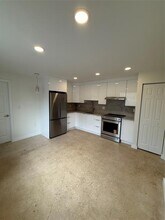 2865 SW 16th St in Fort Lauderdale, FL - Building Photo - Building Photo
