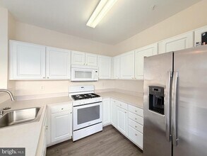 112 Rabbit Chase Dr in Laurel, MD - Building Photo - Building Photo