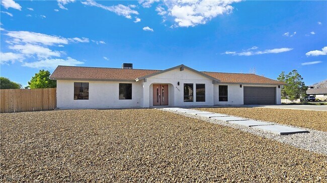 property at 8201 W Hammer Ln