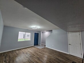 806 Yucca Dr in Lamar, CO - Building Photo - Building Photo