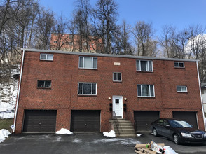 8 Units | Turtle Creek in Turtle Creek, PA - Building Photo - Other