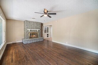 2305 Nottingham Blvd in Fort Worth, TX - Building Photo - Building Photo