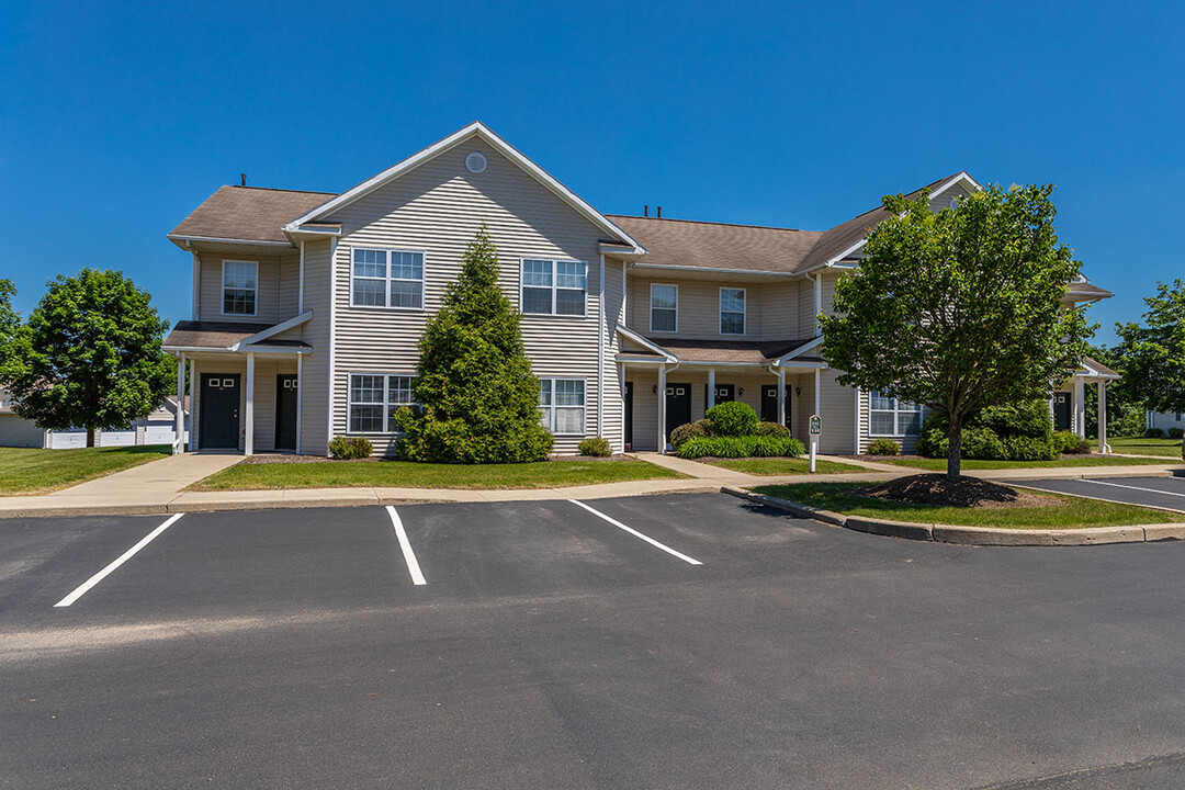 WoodsEdge Apartments in Painted Post, NY - Building Photo