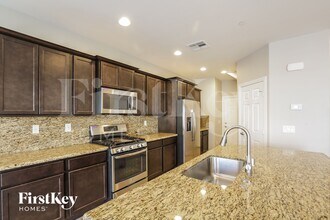 1134 Aubrey Springs Ave in Henderson, NV - Building Photo - Building Photo