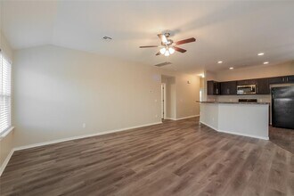 4405 Windgate W Rd in Oklahoma City, OK - Building Photo - Building Photo