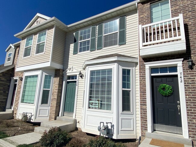 property at 738 N 150 E St