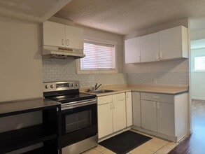 106 Taravista Dr NE in Calgary, AB - Building Photo - Building Photo