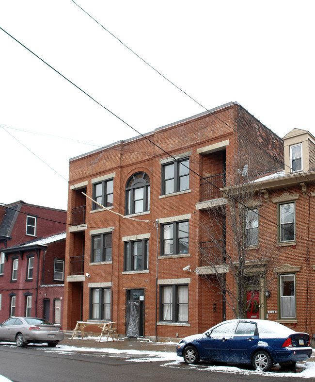 2207 Jane St in Pittsburgh, PA - Foto de edificio - Building Photo