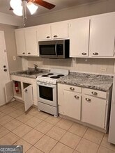 200 Willow Rd in Peachtree City, GA - Building Photo - Building Photo