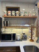 44 N H St in Cottage Grove, OR - Foto de edificio - Building Photo