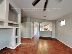 2555 W Lynne Ln in Phoenix, AZ - Building Photo - Building Photo