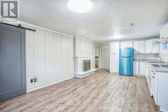 38 Hopperton Dr in Toronto, ON - Building Photo - Building Photo