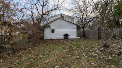 527 Akins Ct in Akron, OH - Building Photo - Building Photo