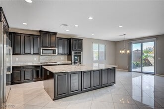 12331 Old Muirfield St, Unit Apt. G in Las Vegas, NV - Building Photo - Building Photo