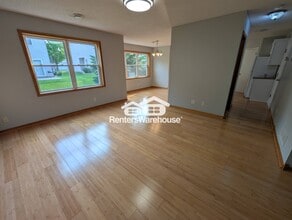 10549 64th Way NE in Albertville, MN - Building Photo - Building Photo