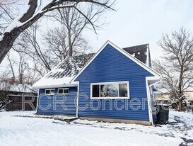 2294 Minnesota Ave in Columbus, OH - Building Photo