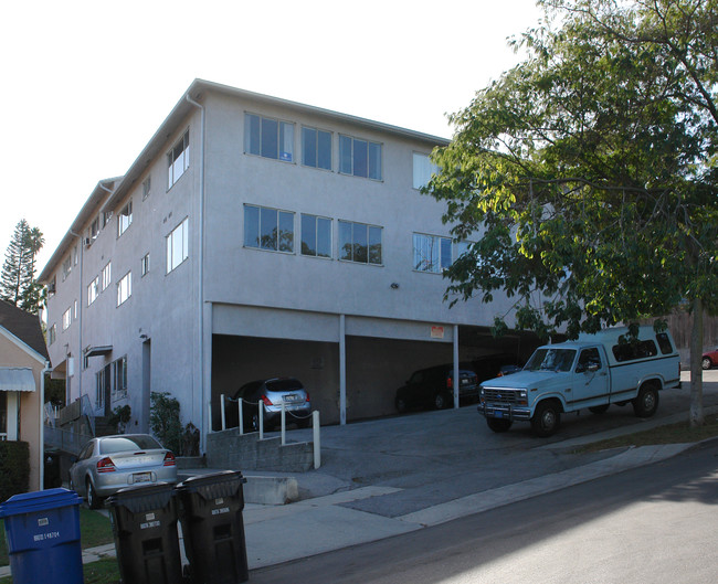 1350 Edgecliffe Dr in Los Angeles, CA - Building Photo - Building Photo