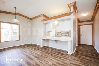 17424 Kentucky Rd in Ft. Myers, FL - Building Photo - Building Photo