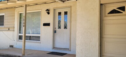 2842 Yana Ave in Redding, CA - Building Photo - Building Photo