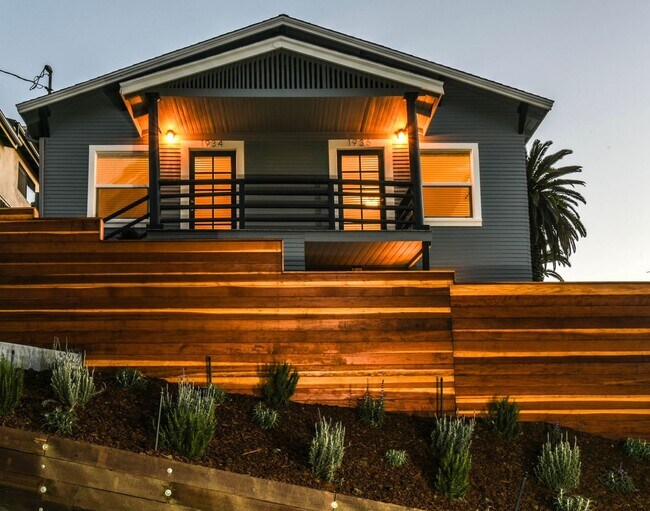 1932 1/2 Clinton St in Los Angeles, CA - Building Photo - Building Photo