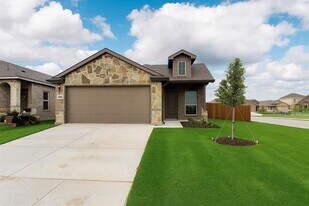 810 Shear Dr in Royse City, TX - Building Photo