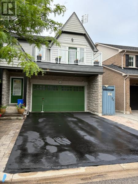 15 Brandwood Square in Ajax, ON - Building Photo