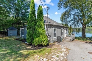 280 Groton Rd in Westford, MA - Building Photo
