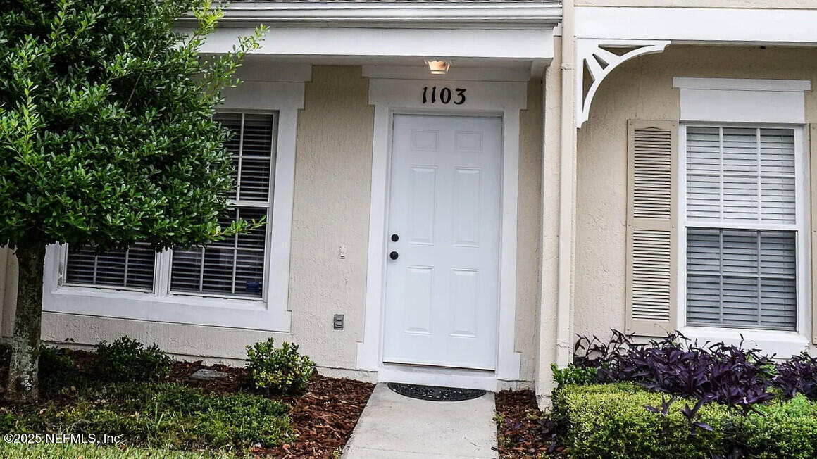 8230 Dames Point Crossing Blvd in Jacksonville, FL - Building Photo