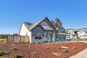 1007 Bridger Dr in Cameron Park, CA - Building Photo - Building Photo