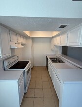 4540 Chaha Rd in Garland, TX - Foto de edificio - Building Photo